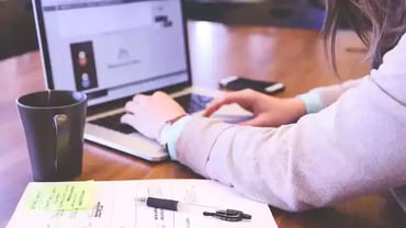 12 LinkedIn-Fehler & Video-Tipps für maximale Aufmerksamkeit